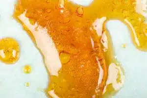 Read more about the article How Is Rosin Made: A Guide for Pure Cannabis Rosin Extraction