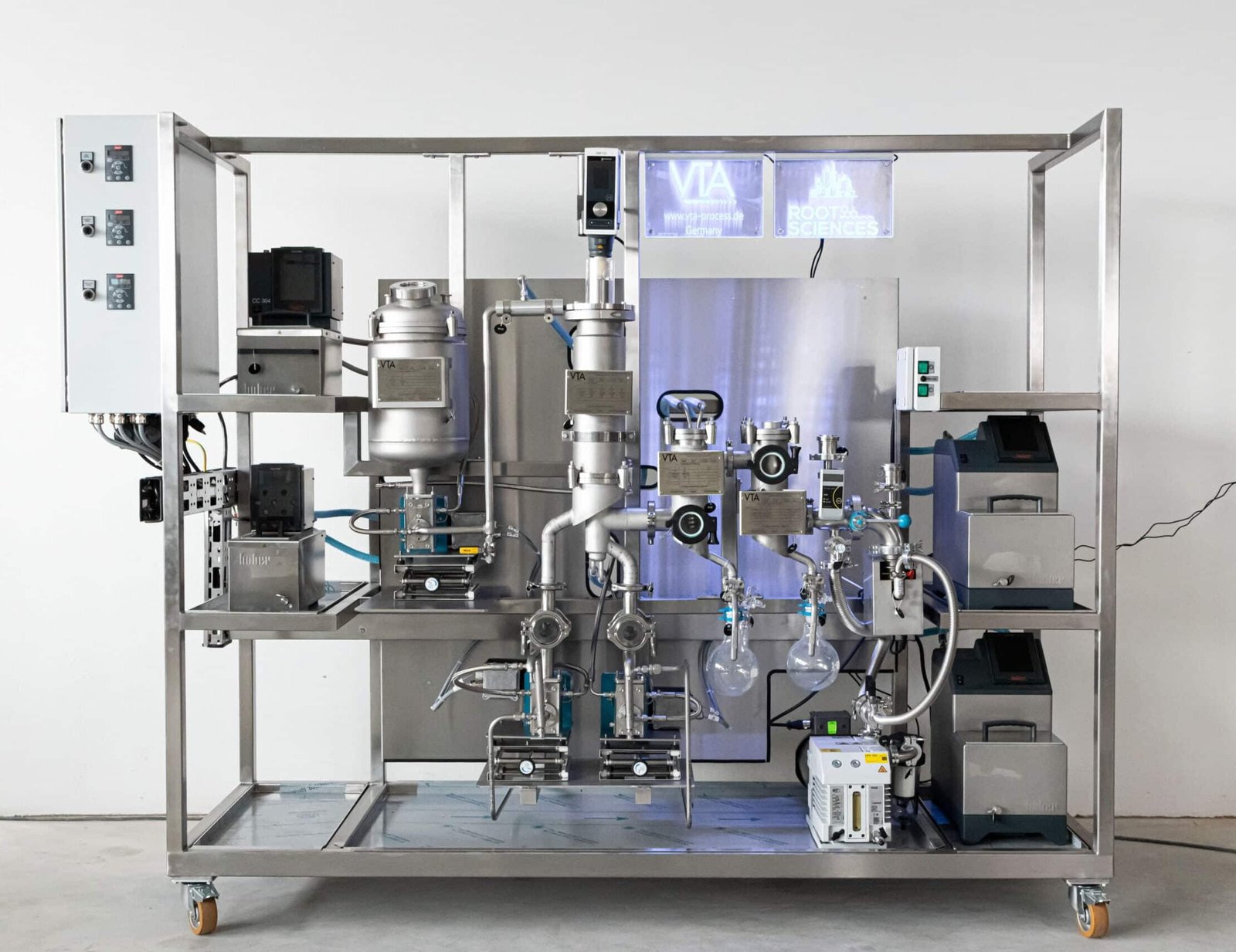 Read more about the article Distillation Technology: Revolutionizing the Cannabis and Hemp Industries